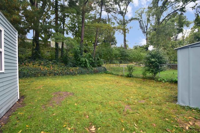 912 Ridgedale Road, South Bend, IN 46614