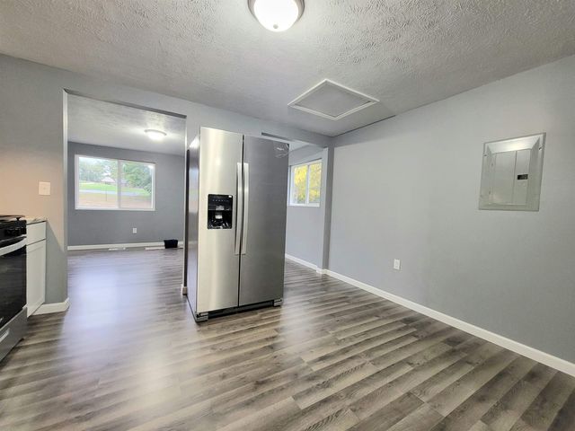 912 Ridgedale Road, South Bend, IN 46614