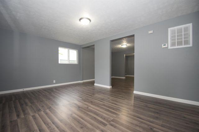 912 Ridgedale Road, South Bend, IN 46614