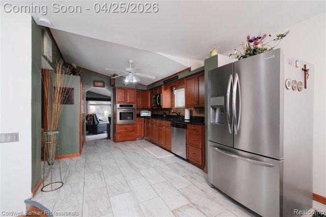 6182 Drexel Street, Dearborn Heights, MI 48127