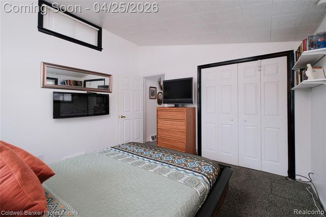 6182 Drexel Street, Dearborn Heights, MI 48127