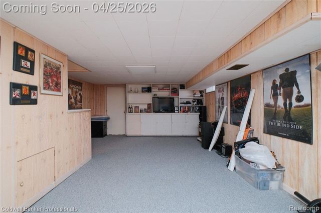 6182 Drexel Street, Dearborn Heights, MI 48127