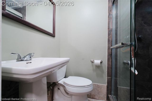 6182 Drexel Street, Dearborn Heights, MI 48127