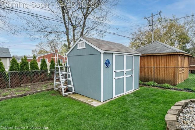 6182 Drexel Street, Dearborn Heights, MI 48127