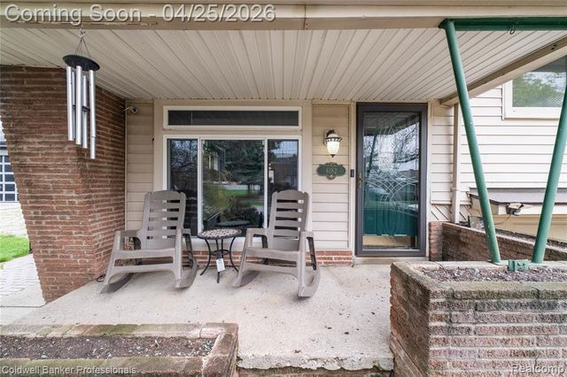 6182 Drexel Street, Dearborn Heights, MI 48127