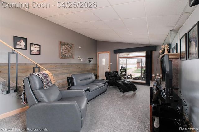 6182 Drexel Street, Dearborn Heights, MI 48127