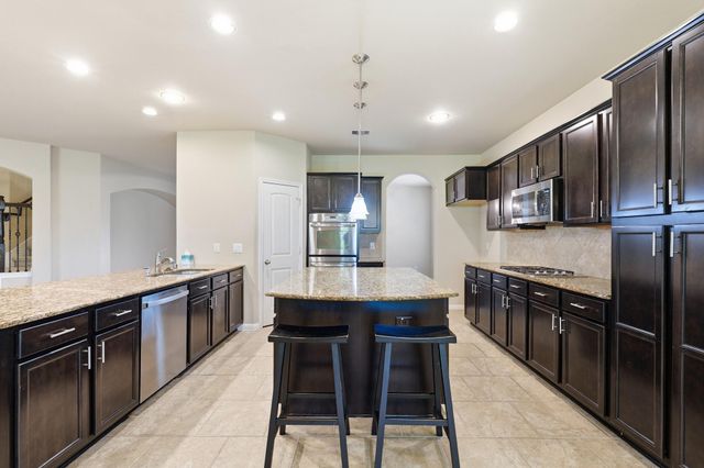 5815 Creek Crossing Court, Missouri City, TX 77459