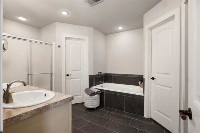 995 Russell Hill Drive, Jonesboro, AR 72404