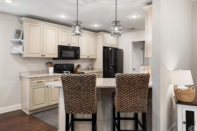 995 Russell Hill Drive, Jonesboro, AR 72404