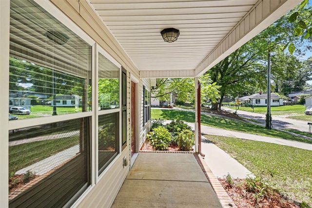 318 N Pryor Street, Gastonia, NC 28052
