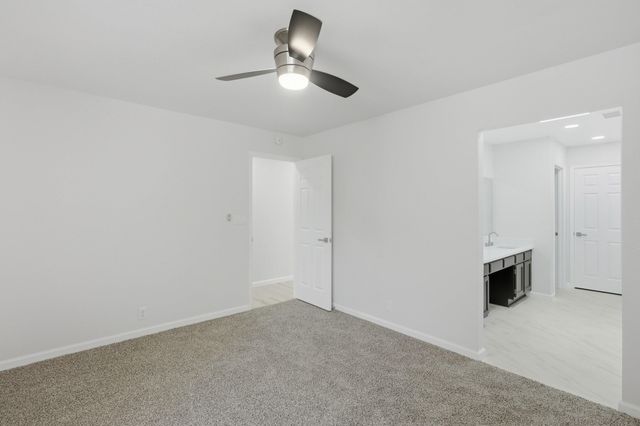 10342 Oso Redondo NE, Albuquerque, NM 87111