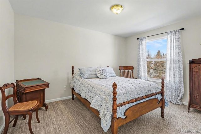 2958 Blue Heron Lane, Wixom, MI 48393