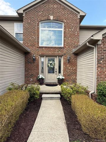 2958 Blue Heron Lane, Wixom, MI 48393