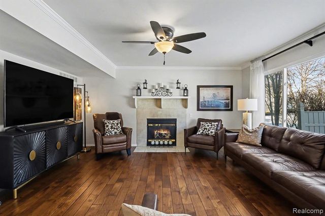 2958 Blue Heron Lane, Wixom, MI 48393