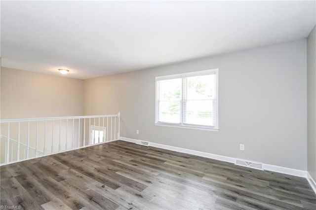 4309 Rosebriar Lane, Winston-salem, NC 27106