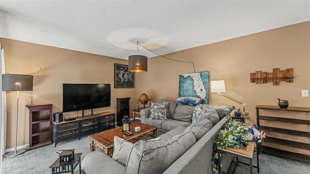 2025 SYLVESTER RD N305, Lakeland, FL 33803