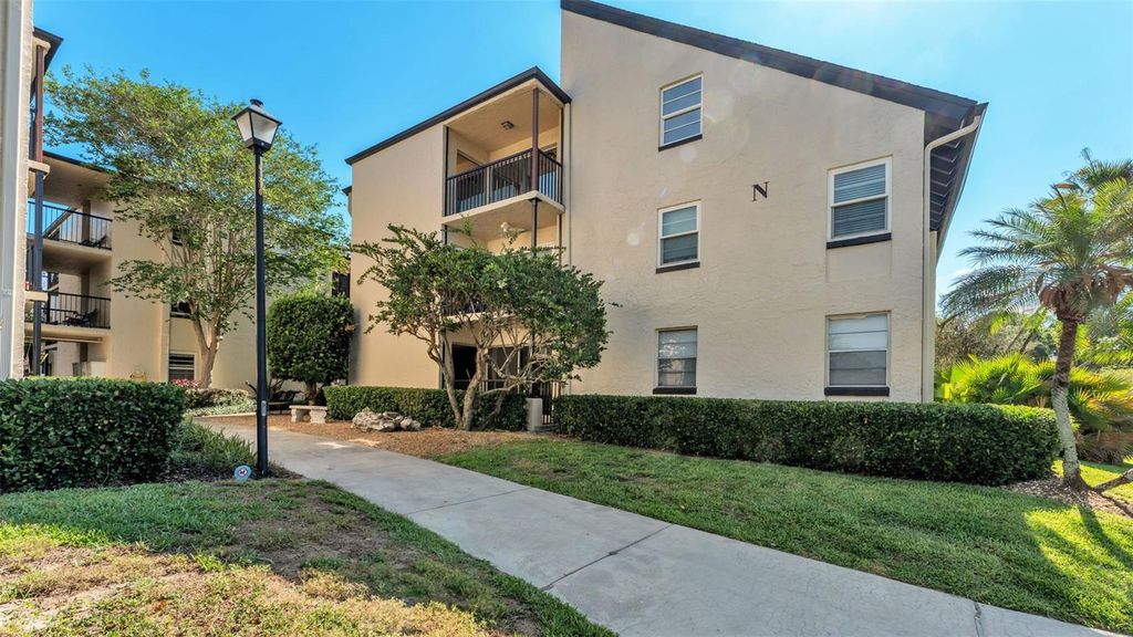 2025 SYLVESTER RD N305, Lakeland, FL 33803