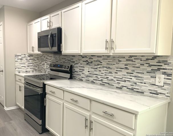 1533 Rainy Brook, Schertz, TX 78154