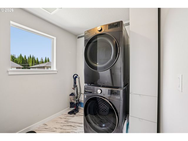17515 Sw WAPATO ISLAND Dr, Sherwood, OR 97140
