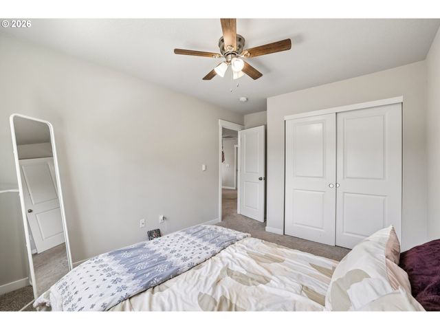 17515 Sw WAPATO ISLAND Dr, Sherwood, OR 97140
