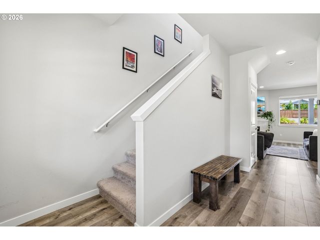 17515 Sw WAPATO ISLAND Dr, Sherwood, OR 97140