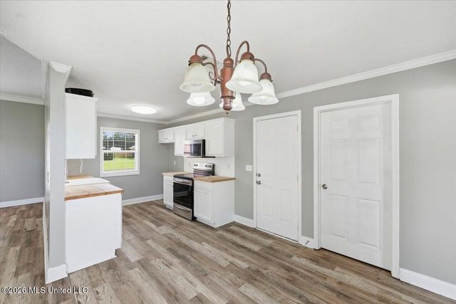 102 Oak Leaf Way, Pearl, MS 39208