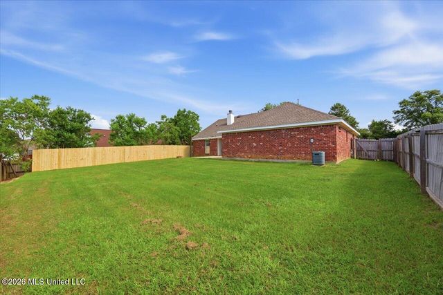 102 Oak Leaf Way, Pearl, MS 39208