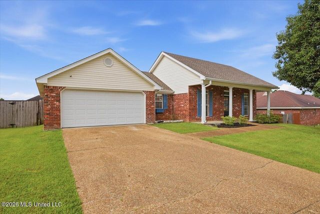 102 Oak Leaf Way, Pearl, MS 39208