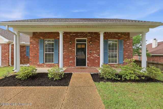 102 Oak Leaf Way, Pearl, MS 39208