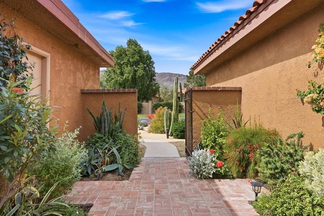 91 La Cerra Drive, Rancho Mirage, CA 92270