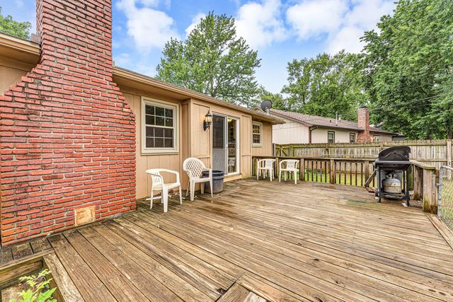 1375 E Dunkirk Street, Springfield, MO 65804