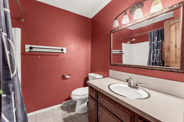 1375 E Dunkirk Street, Springfield, MO 65804