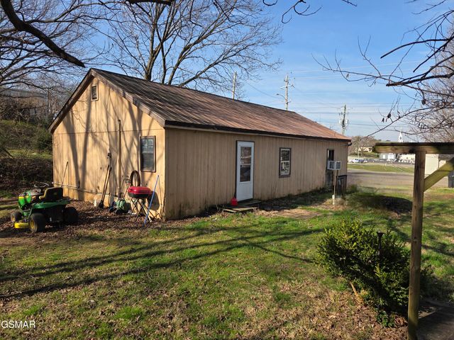 408 Prospect Avenue, Newport, TN 37821