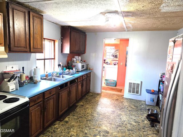 408 Prospect Avenue, Newport, TN 37821