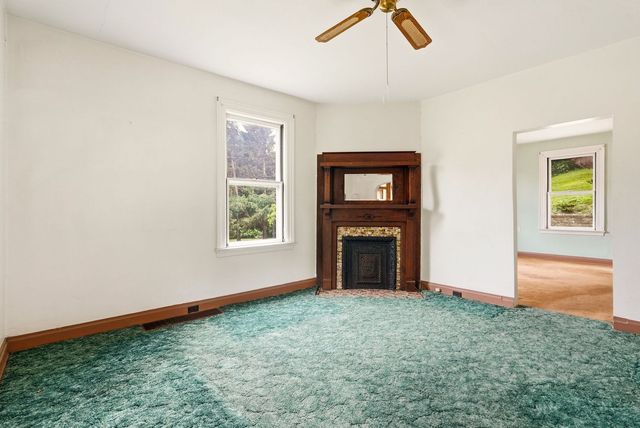 48 Glasgow ROAD, Forest Hills Boro, PA 15221
