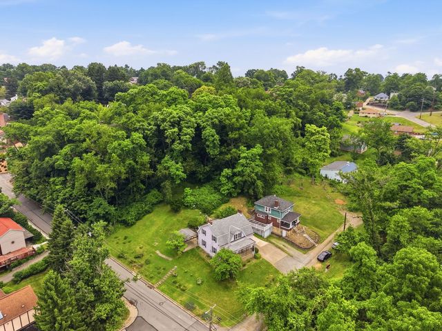 48 Glasgow ROAD, Forest Hills Boro, PA 15221