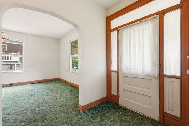 48 Glasgow ROAD, Forest Hills Boro, PA 15221