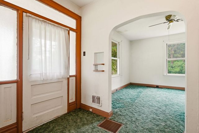 48 Glasgow ROAD, Forest Hills Boro, PA 15221