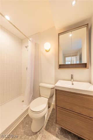 2634 Mayfield Road 5, Cleveland Heights, OH 44106