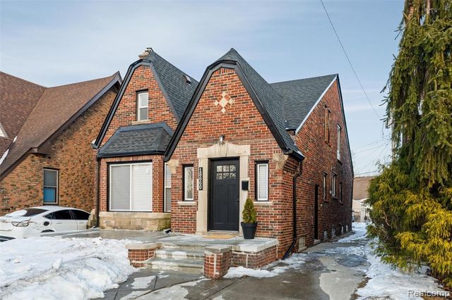 18660 San Juan Drive, Detroit, MI 48221