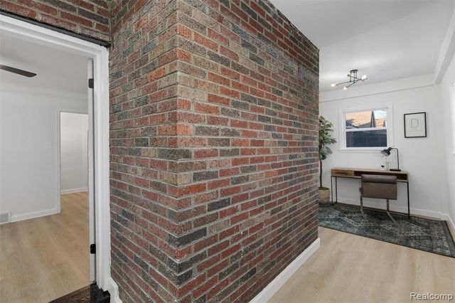 18660 San Juan Drive, Detroit, MI 48221