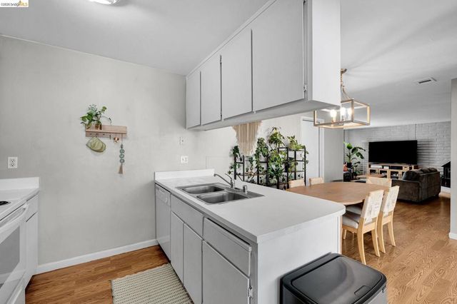 2908 Pear St, Antioch, CA 94509