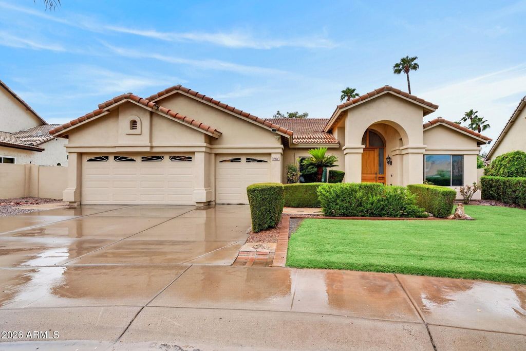 2010 E DIAS Drive, Gilbert, AZ 85234 — exterior