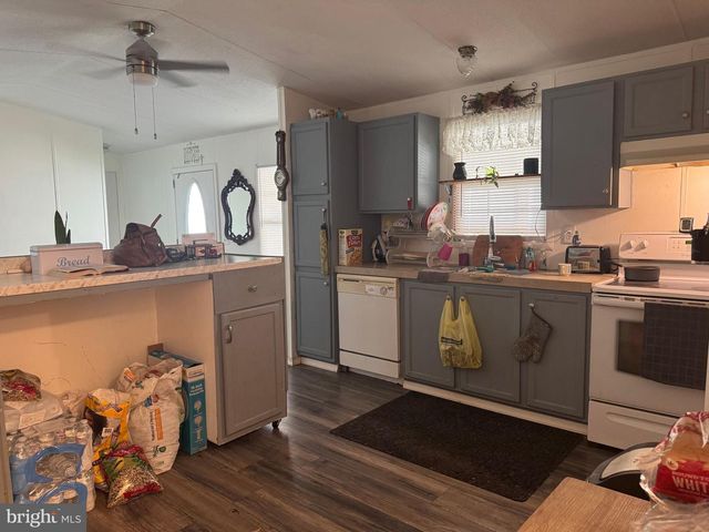 411 FRIEDEN MNR, Schuylkill Haven, PA 17972