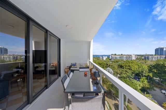 9 Island Ave 810, Miami Beach, FL 33139