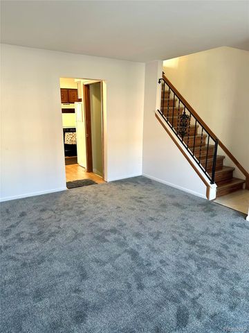 19520 Ridgemont Street 16, St. Clair Shores, MI 48080