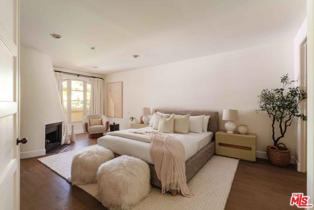 9024 Cynthia Street 204, West Hollywood, CA 90069