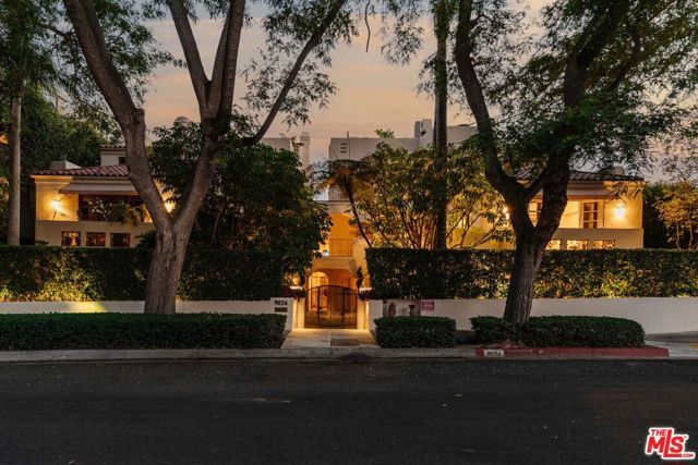9024 Cynthia Street 204, West Hollywood, CA 90069