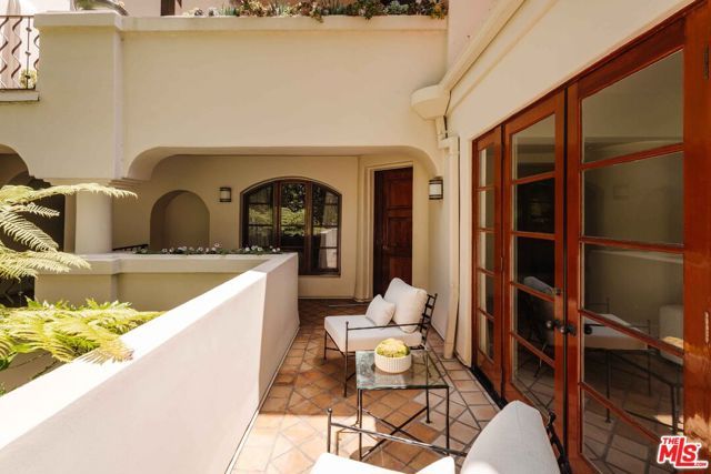9024 Cynthia Street 204, West Hollywood, CA 90069