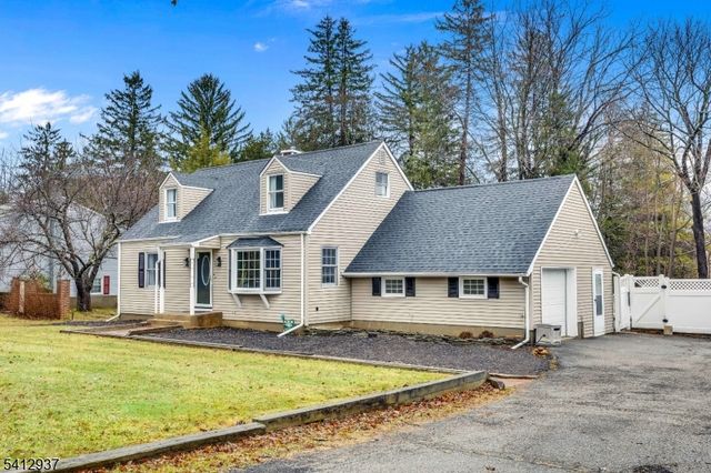 802 E Prospect St, Hackettstown Town, NJ 07840